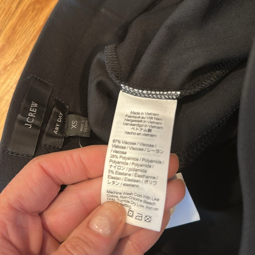 NWT•JCrew Pixie Pant in Stretch Ponte, XS - Picture 6 of 7